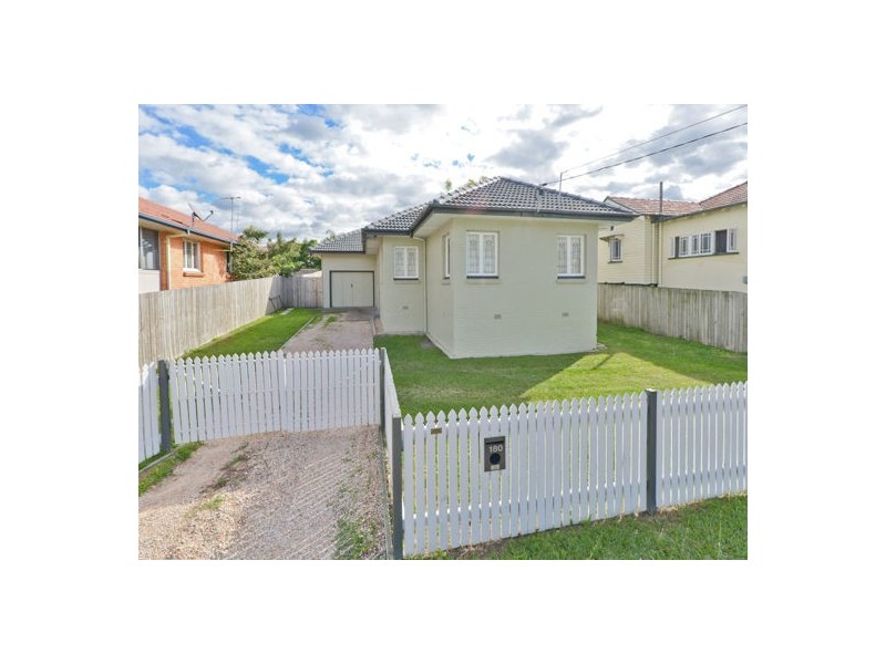 180 Webster Road, Stafford QLD 4053