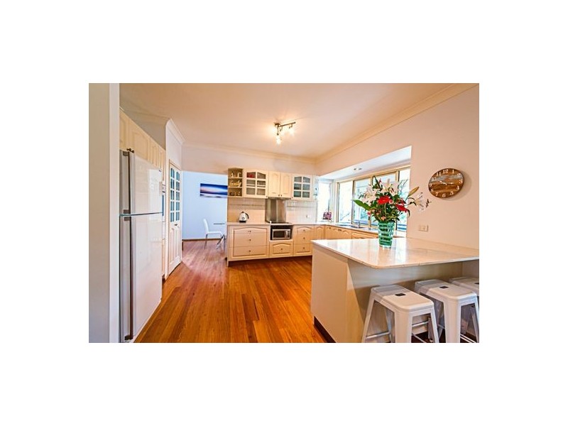 48 Jarrahdale Drive, Elanora QLD 4221