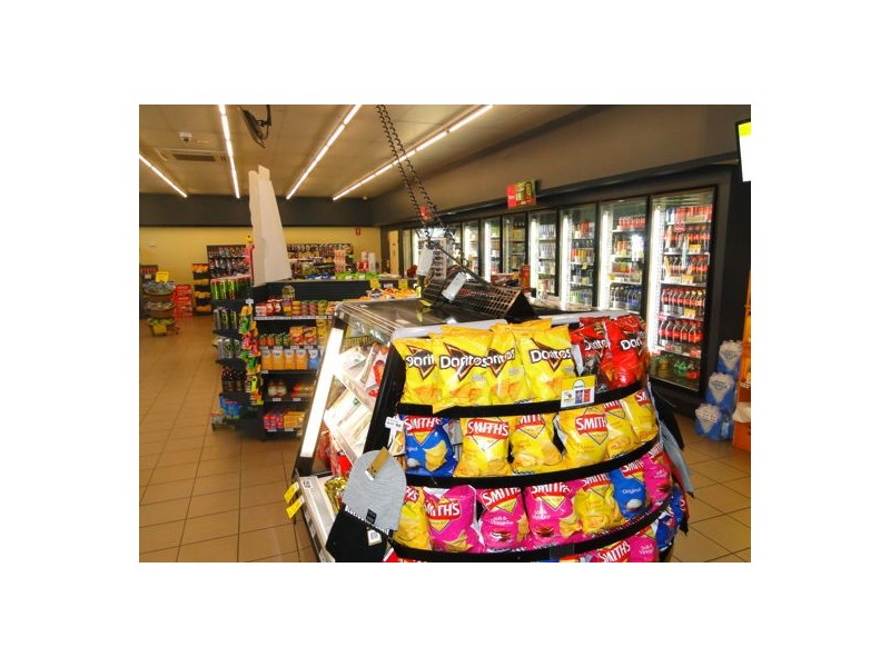 500-503 Kingston Rd, Kingston QLD 4114