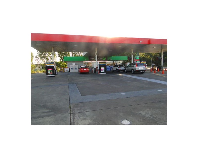 96-102 JOHNSON, Hillcrest QLD 4118