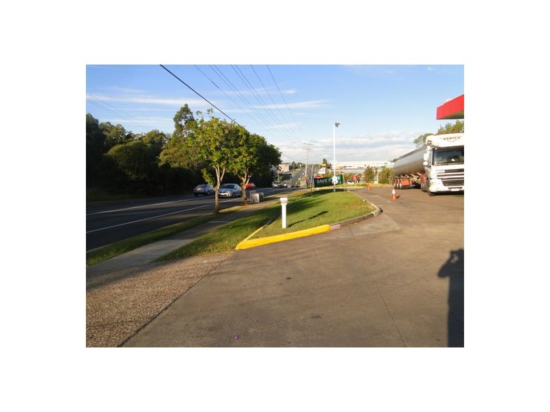 96-102 JOHNSON, Hillcrest QLD 4118