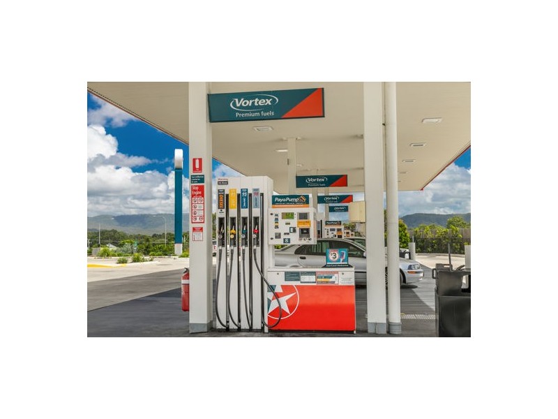 2 Riverview Road, Nerang QLD 4211