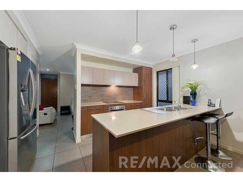 42 Denham Crescent, North Lakes QLD 4509