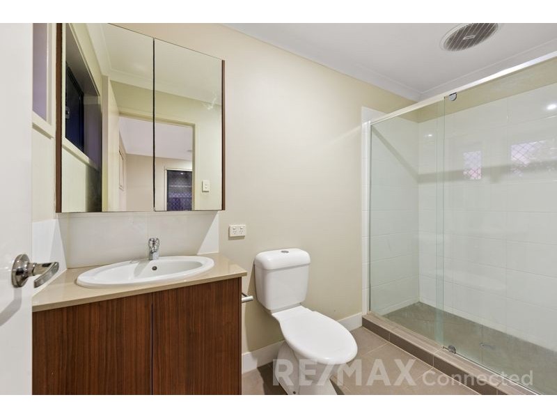 42 Denham Crescent, North Lakes QLD 4509