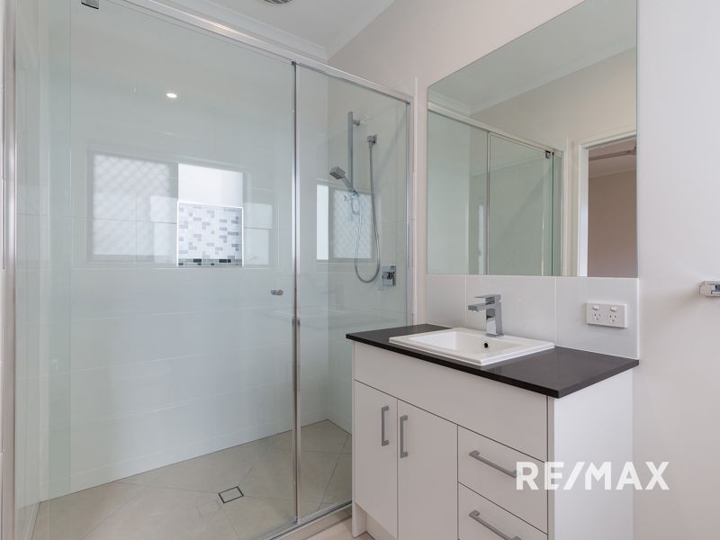 25 Summertaste, Parade, Griffin QLD 4503