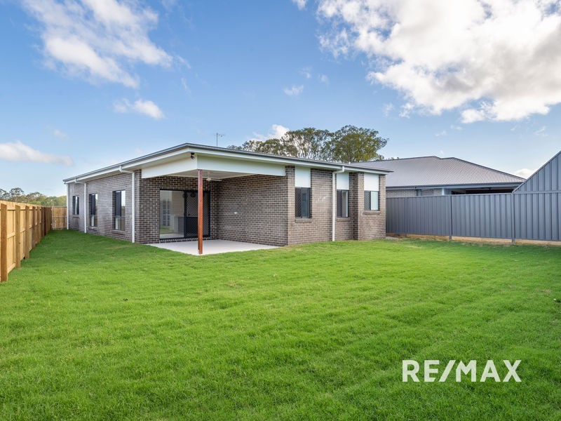 25 Summertaste, Parade, Griffin QLD 4503