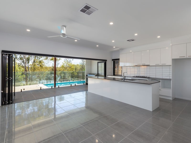 15 Nottinghill Road, Murrumba Downs QLD 4503