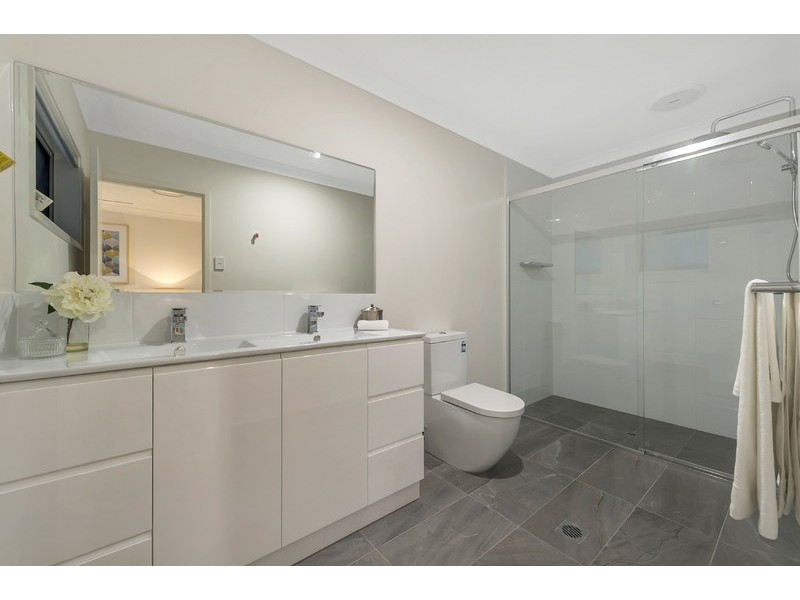 3A Wessex Lane, Ashgrove QLD 4060