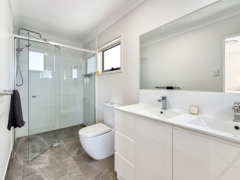 3 Wessex Lane, Ashgrove QLD 4060