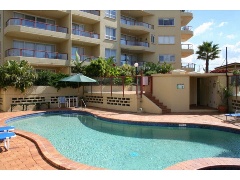 Palm Beach QLD 4221