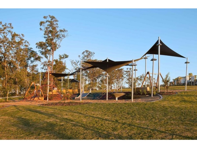 Coomera Waters QLD 4209