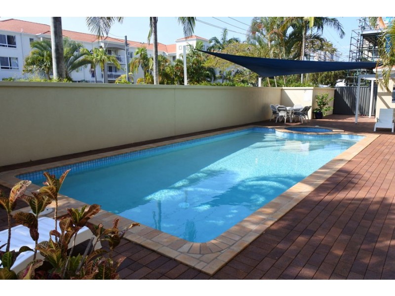 Chevron Island QLD 4217