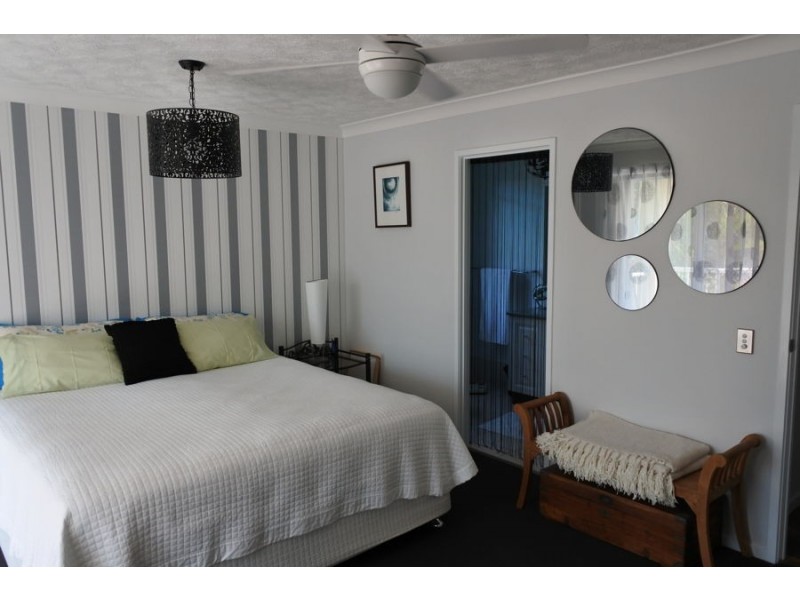 Chevron Island QLD 4217
