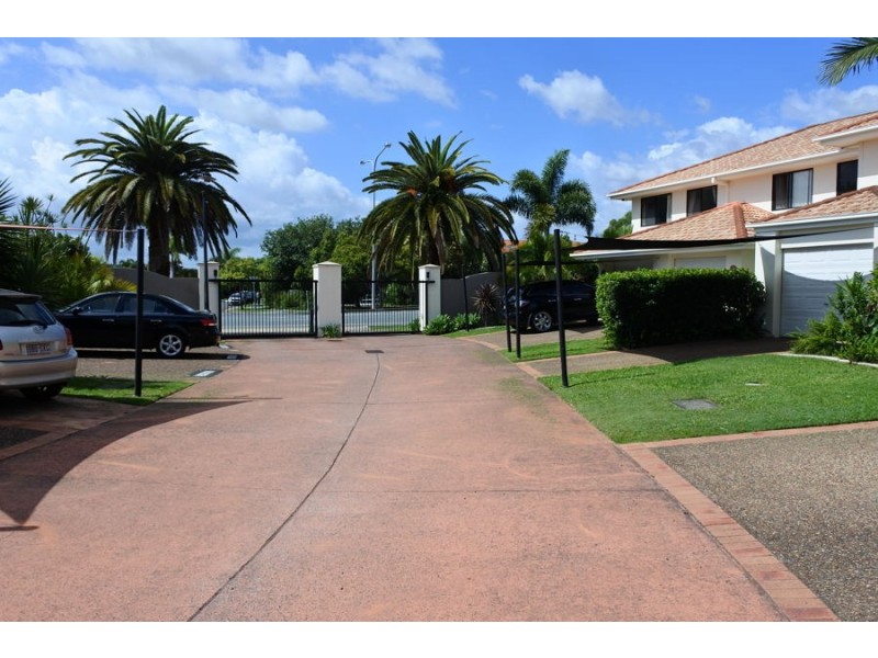 Varsity Lakes QLD 4227