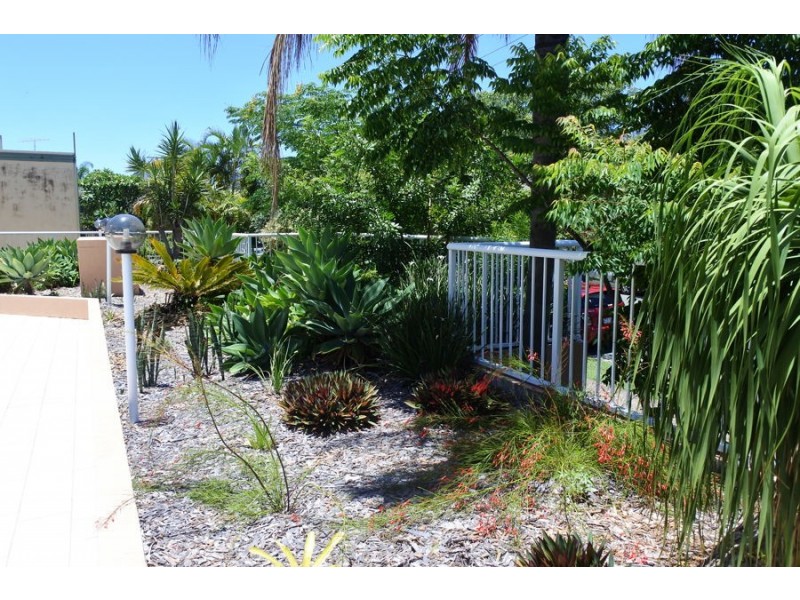 Chevron Island QLD 4217
