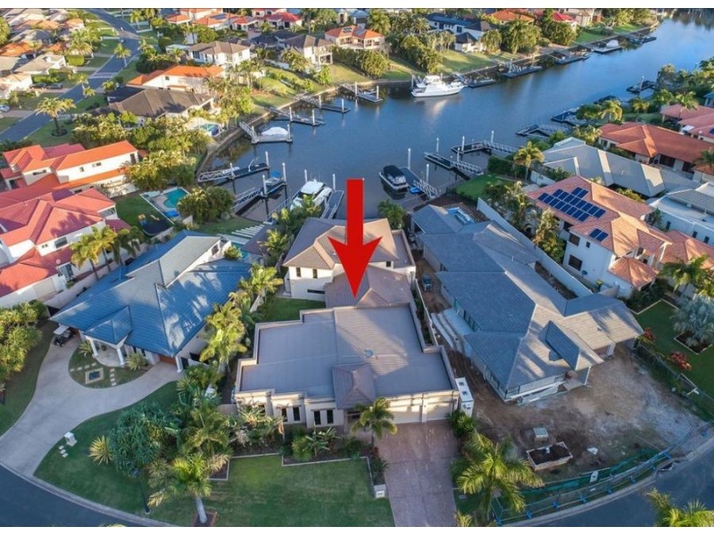 2136 Beaufort Way, Hope Island QLD 4212