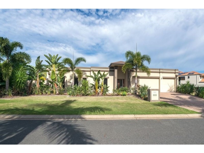 2136 Beaufort Way, Hope Island QLD 4212