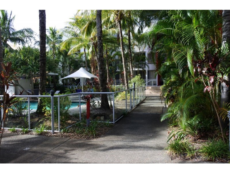 Labrador QLD 4215