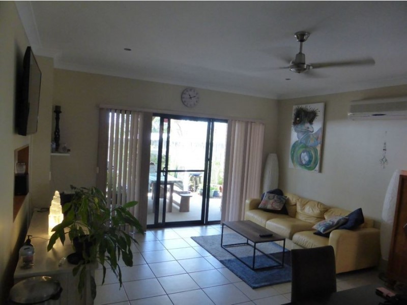 Labrador QLD 4215