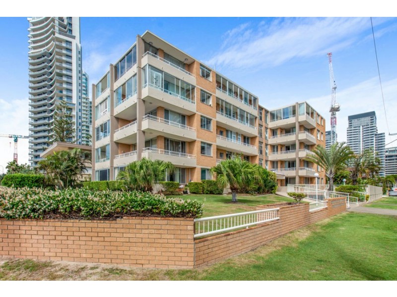 2 Elizabeth Avenue, Broadbeach QLD 4218