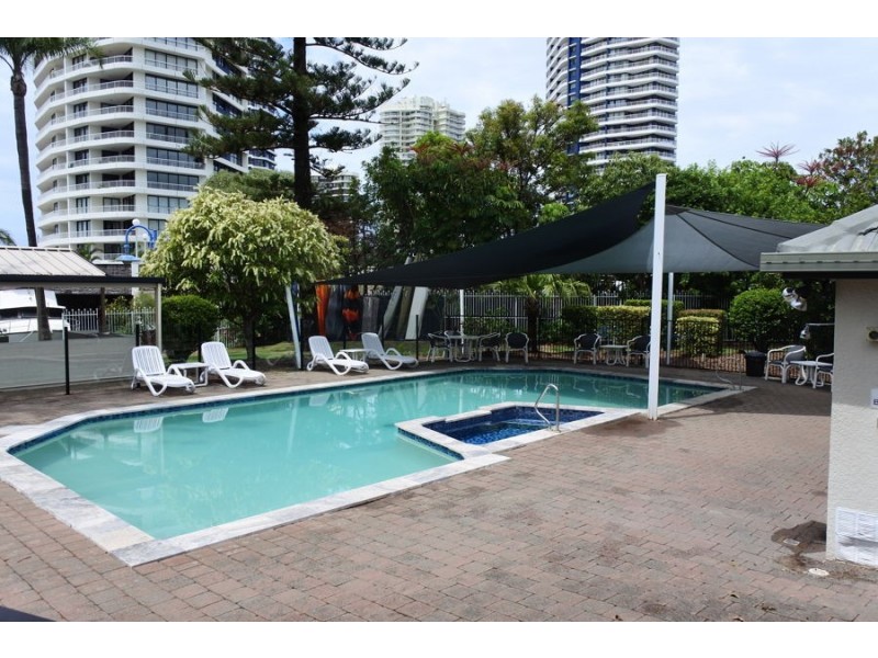 Runaway Bay QLD 4216