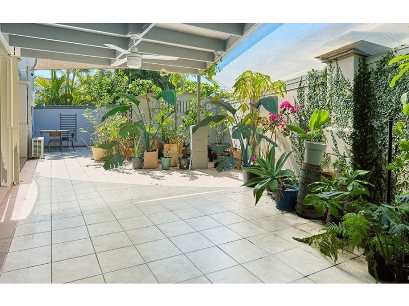 Carrara QLD 4211