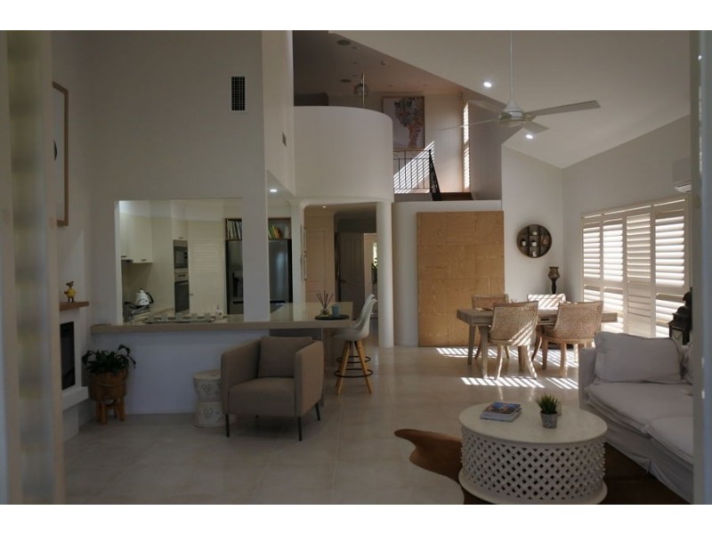 Hope Island QLD 4212