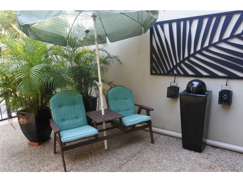 Hope Island QLD 4212