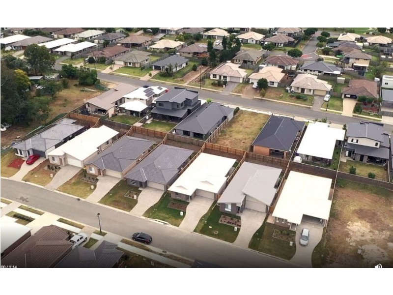 44 Fogle Street, Park Ridge QLD 4125