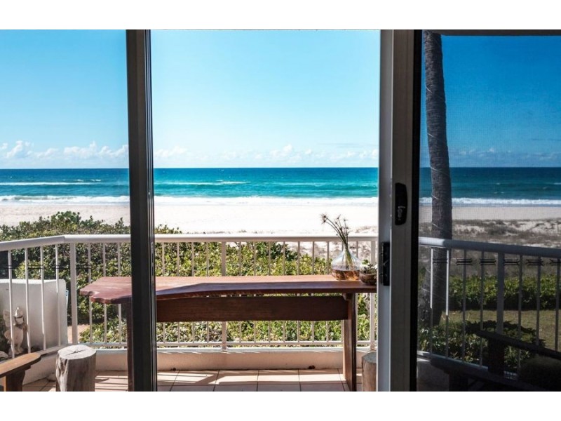 Palm Beach QLD 4221