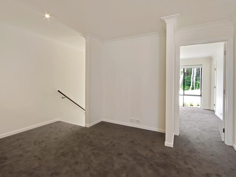 8 Curlew Way, Peregian Springs QLD 4573