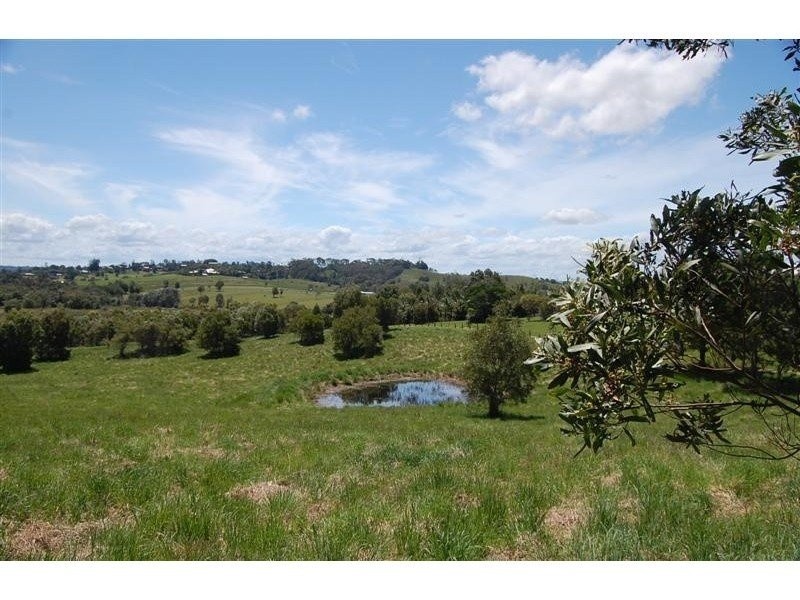 36 Fig Tree Lane, Lake Macdonald QLD 4563