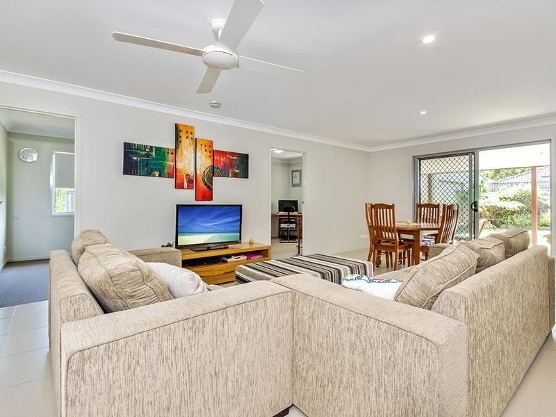 15 Maple Court, Yandina QLD 4561
