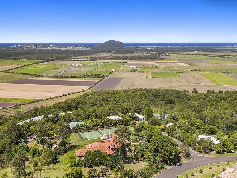 99 Ocean Vista Drive, Maroochy River QLD 4561