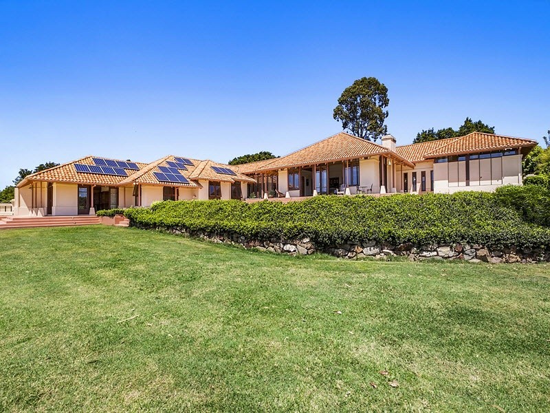 99 Ocean Vista Drive, Maroochy River QLD 4561