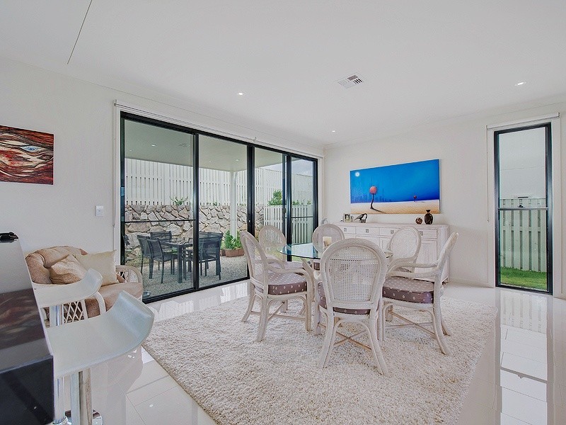 14 Bunya Grove, Peregian Springs QLD 4573