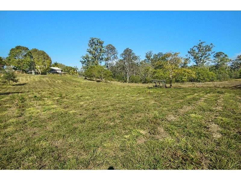 3 Bloodwood Close, Mooloolah Valley QLD 4553