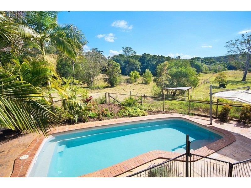 3 Bloodwood Close, Mooloolah Valley QLD 4553