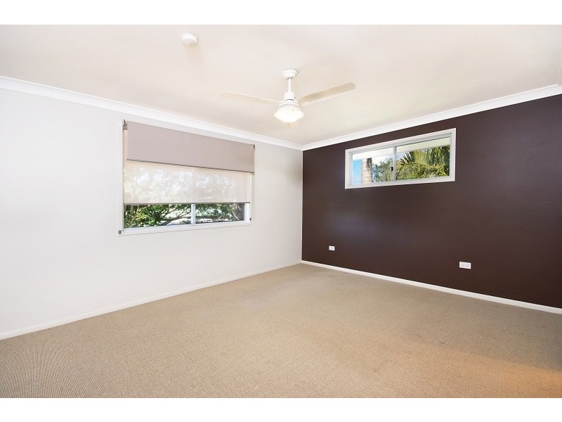 3 Bloodwood Close, Mooloolah Valley QLD 4553