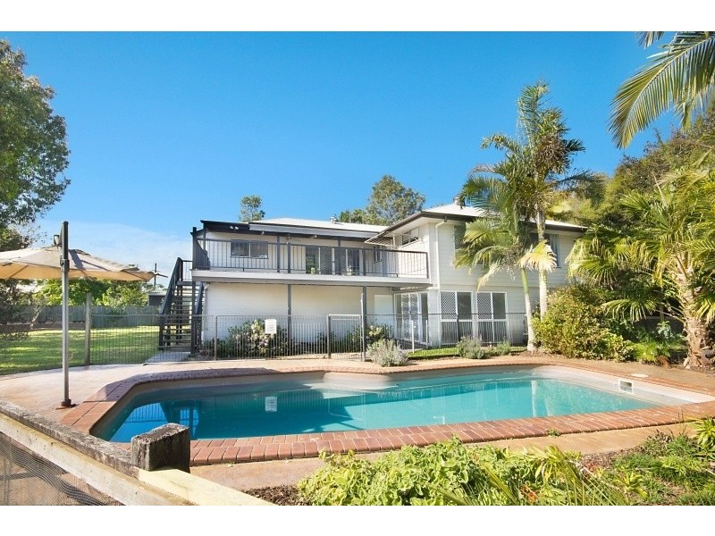 3 Bloodwood Close, Mooloolah Valley QLD 4553