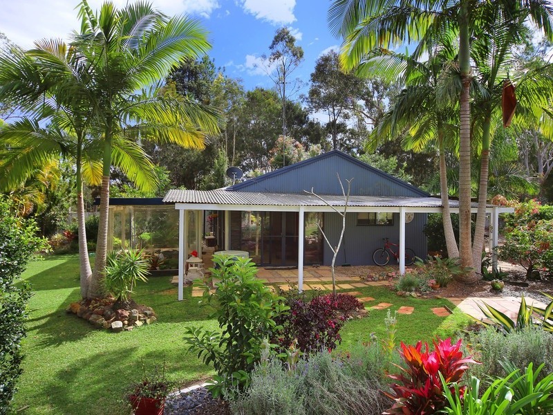 19 Silverwood Drive, Cooroibah QLD 4565