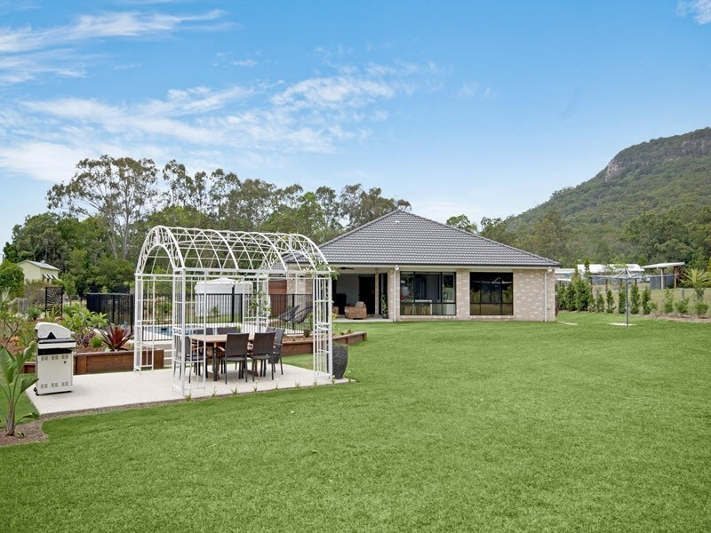 2-6 Golden Valley Place, Valdora QLD 4561