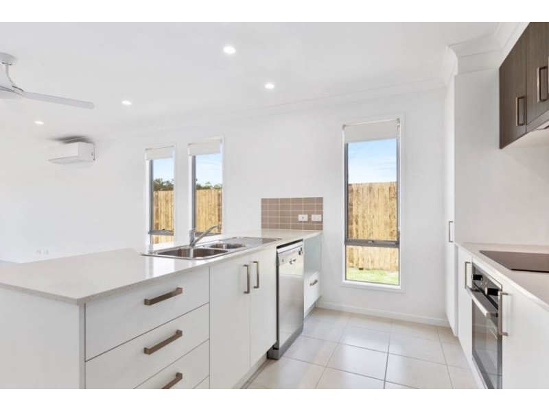Palmview QLD 4553