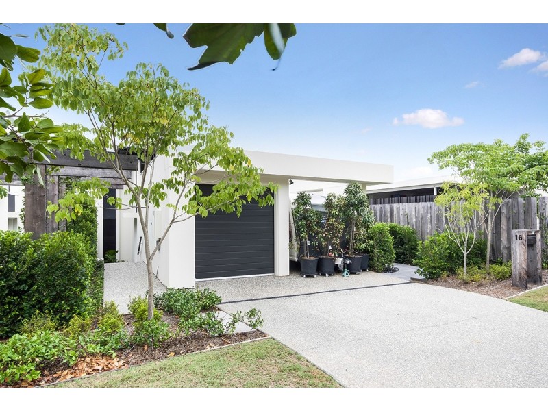 16 Pavilion Drive, Peregian Springs QLD 4573