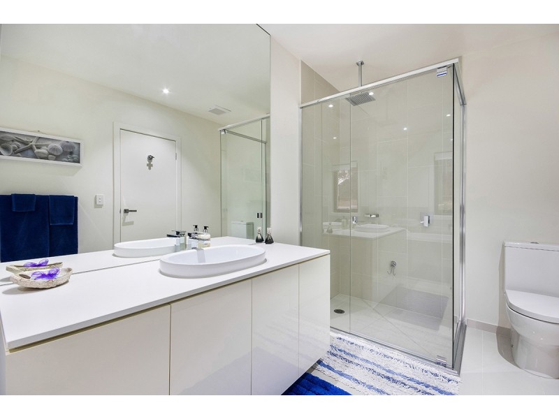16 Pavilion Drive, Peregian Springs QLD 4573