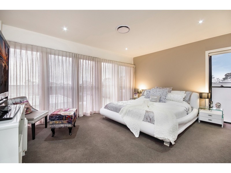 16 Pavilion Drive, Peregian Springs QLD 4573