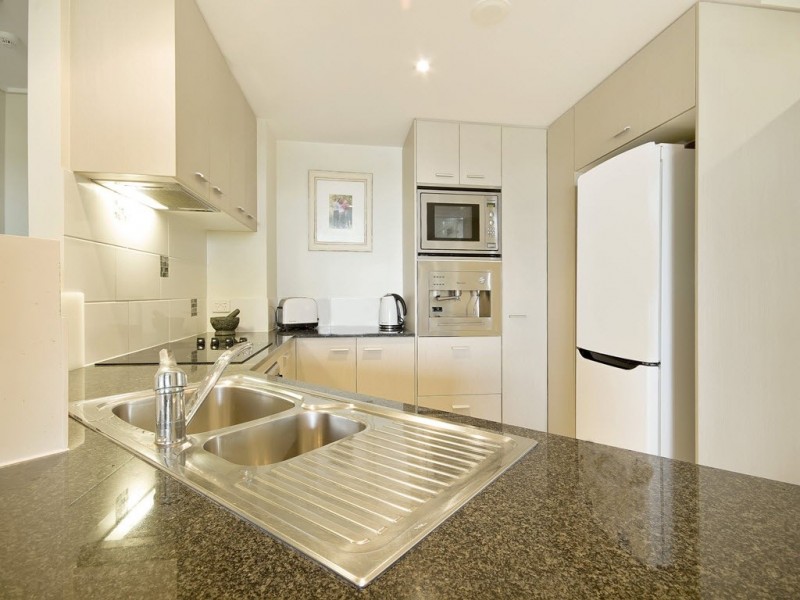 62/4 Grand Parade, Parrearra QLD 4575