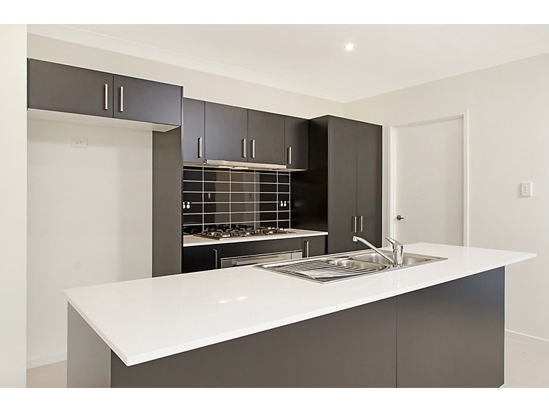 27 Fig Tree Circuit, Caboolture QLD 4510