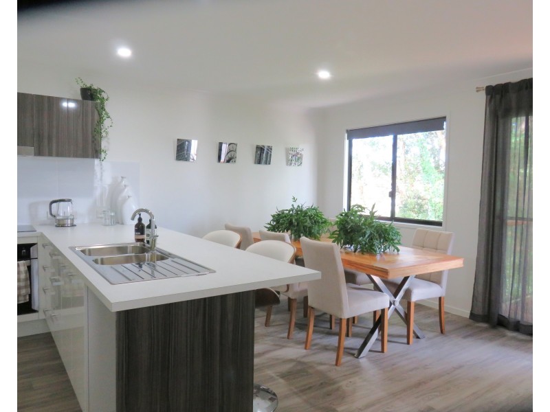 2/11 Waterbird Street, Maroochydore QLD 4558