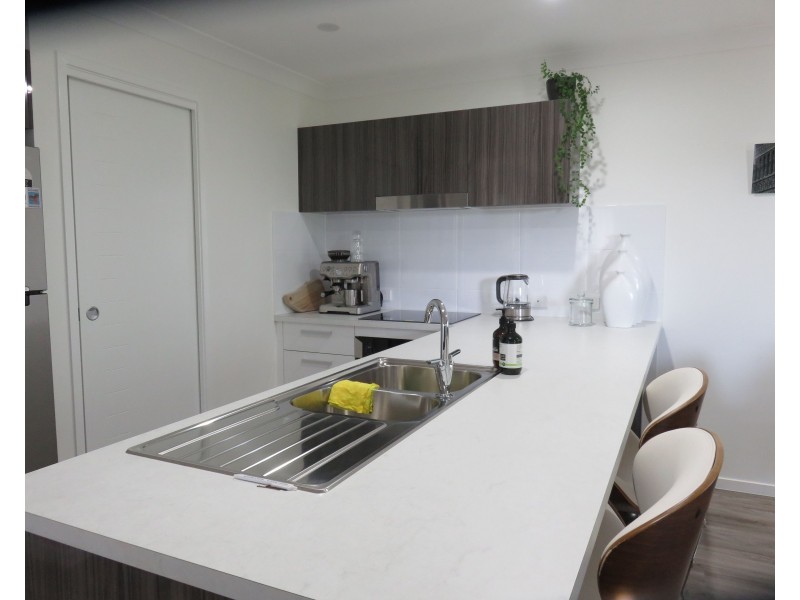 2/11 Waterbird Street, Maroochydore QLD 4558